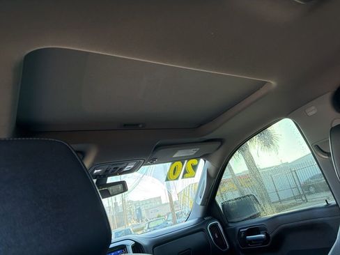 Used 2020 GMC Sierra 1500 SLT w/ SLT Convenience Package image 14