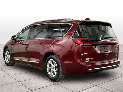 Used 2021 Chrysler Pacifica Limited FWD image 10