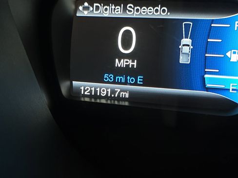 Certified 2019 Ford Ranger Lariat w/ Equipment Group 501A Mid image 16