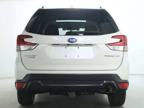 Used 2019 Subaru Forester Premium image 47