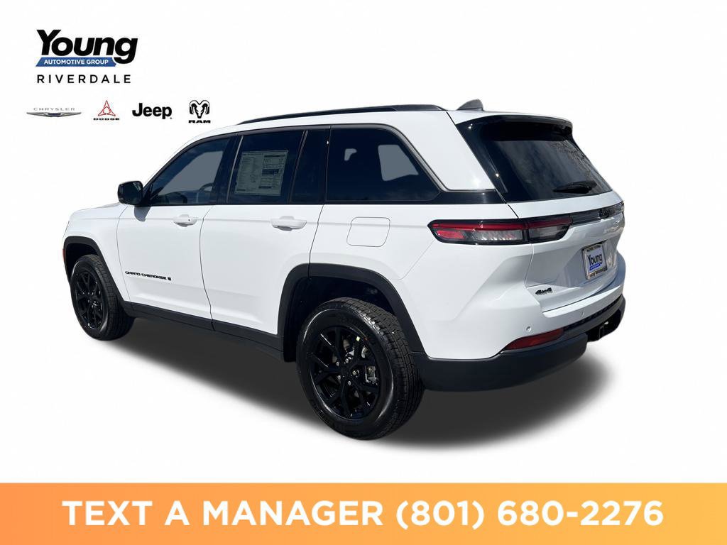 New 2026 Jeep Grand Cherokee Altitude AWD/4WD image 3