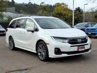 New 2026 Honda Odyssey Touring video 3