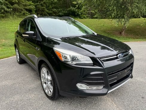 Used 2014 Ford Escape Titanium w/ Equipment Group 401A image 3
