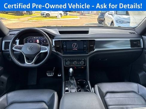 Certified 2023 Volkswagen Atlas Cross Sport SEL Premium R-Line AWD/4WD image 4