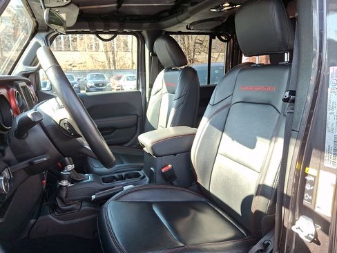 Used 2021 Jeep Wrangler Unlimited Rubicon w/ Xtreme Recon 35" Tire Package image 12