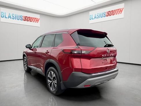 Used 2023 Nissan Rogue SV w/ SV Premium B Package AWD/4WD image 5