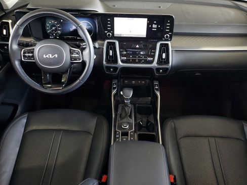 Used 2023 Kia Sorento SX image 11