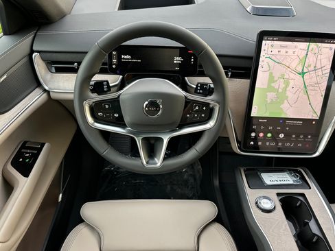 New 2026 Volvo EX90 Plus RWD image 11