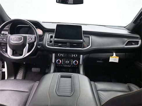 Used 2022 GMC Yukon SLT w/ SLT Luxury Package image 23