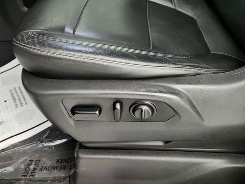 Used 2019 Chevrolet Silverado 1500 LT Trail Boss image 11