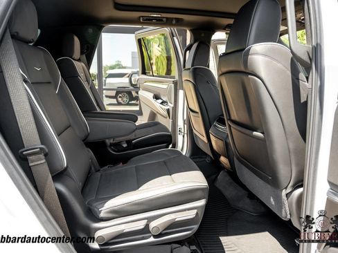 Used 2025 Cadillac Escalade Premium Luxury w/ Touring Package AWD/4WD image 30