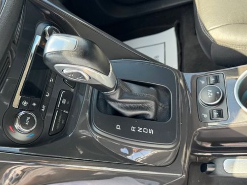 Used 2016 Ford Escape Titanium w/ Equipment Group 301A FWD image 19