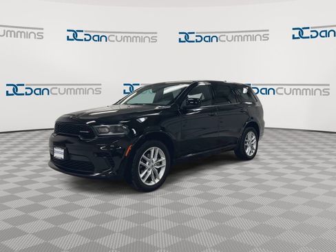 Used 2023 Dodge Durango GT image 4