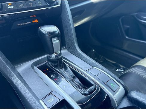 Used 2020 Honda Civic Sport image 16
