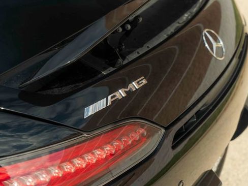 Used 2018 Mercedes-Benz AMG GT C image 34