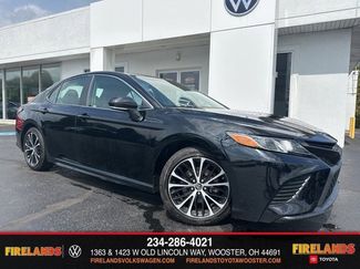 Used 2018 Toyota Camry L image 1