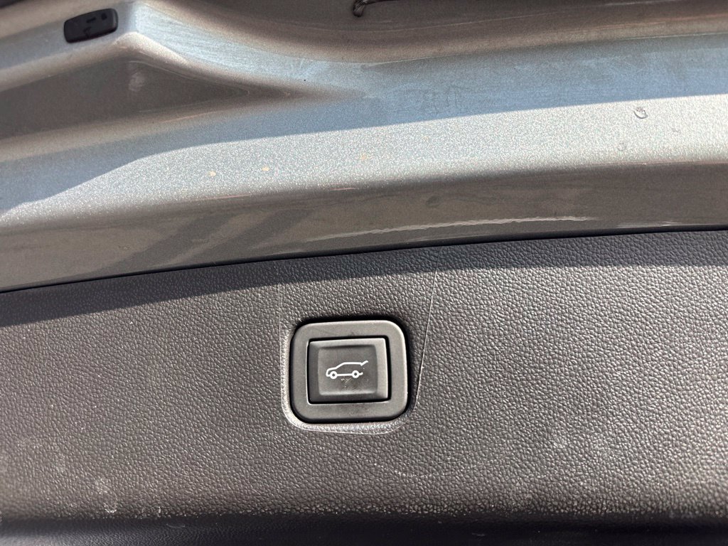 Used 2024 Chevrolet Blazer LT w/ Convenience Package FWD image 31