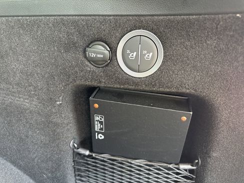 Used 2025 Genesis GV80 2.5T Prestige image 14