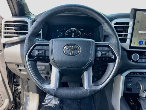 Used 2024 Toyota Tundra Platinum AWD/4WD image 11