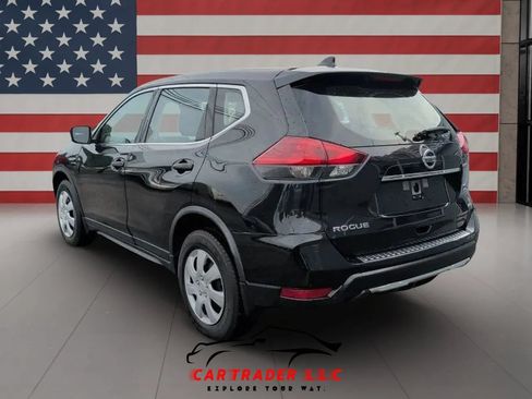 Used 2018 Nissan Rogue S AWD/4WD image 3