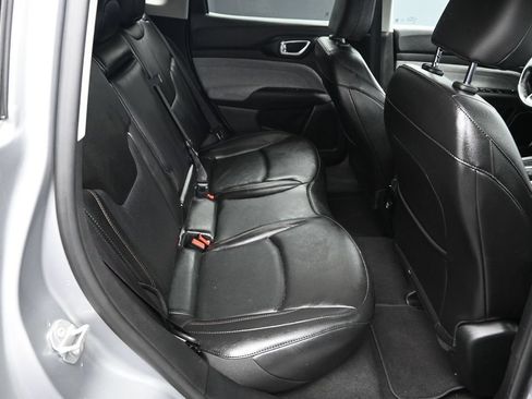 Used 2022 Jeep Compass Latitude AWD/4WD image 33