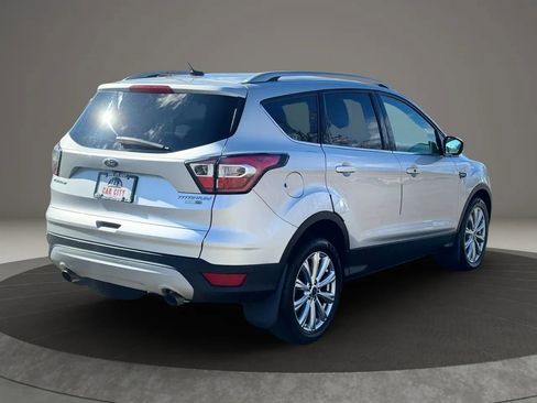 Used 2017 Ford Escape Titanium image 6