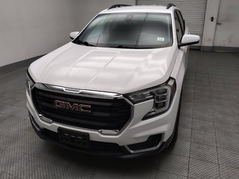 Used 2022 GMC Terrain SLE w/ Driver Convenience Package AWD/4WD image 15