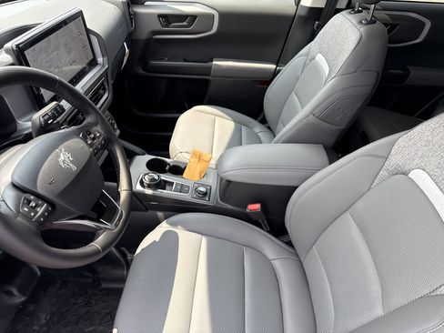 New 2025 Ford Bronco Sport Badlands image 11