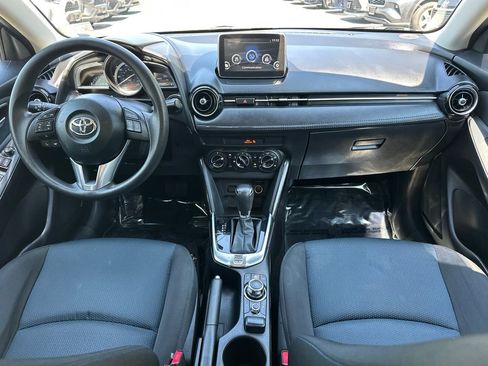 Used 2018 Toyota Yaris iA FWD image 13