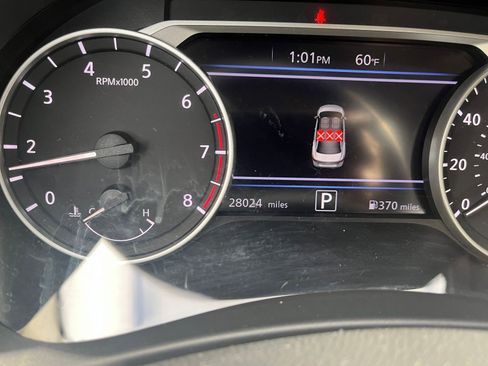 Used 2025 Nissan Sentra SV image 38