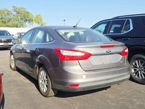 Used 2012 Ford Focus SEL FWD image 2