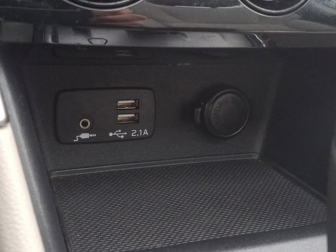 Certified 2023 Subaru Forester Premium image 27