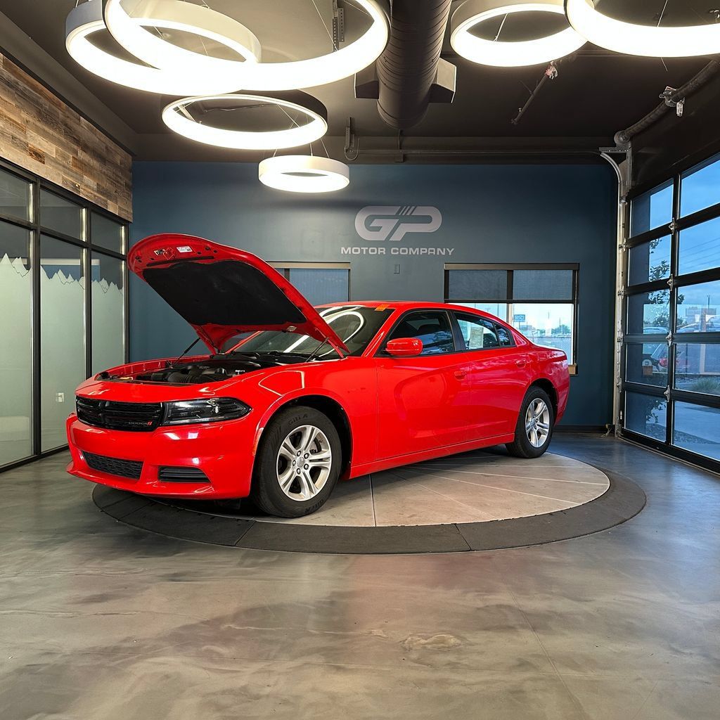 Used 2022 Dodge Charger SXT w/ Leather Interior Group RWD image 25
