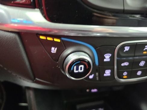 Used 2020 Chevrolet Traverse High Country AWD/4WD image 38