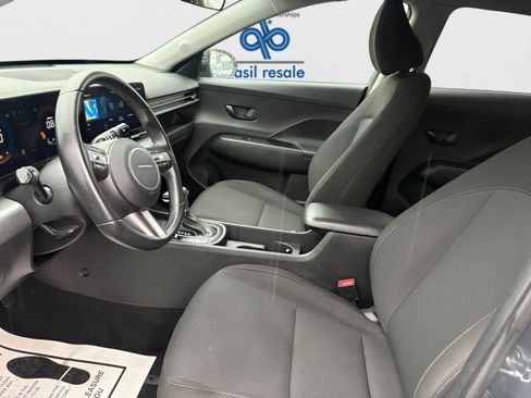 Used 2024 Hyundai Kona SEL AWD/4WD image 8