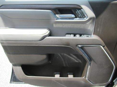 Used 2024 GMC Sierra 1500 SLT AWD/4WD image 20