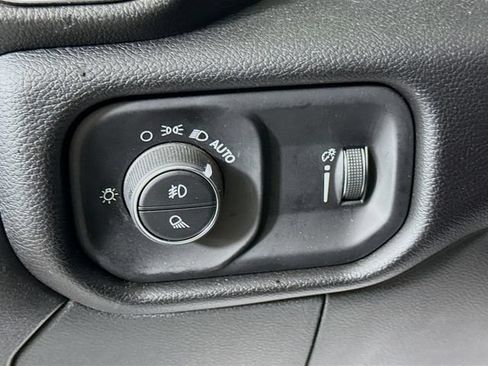 Used 2026 RAM 2500 Big Horn AWD/4WD image 10
