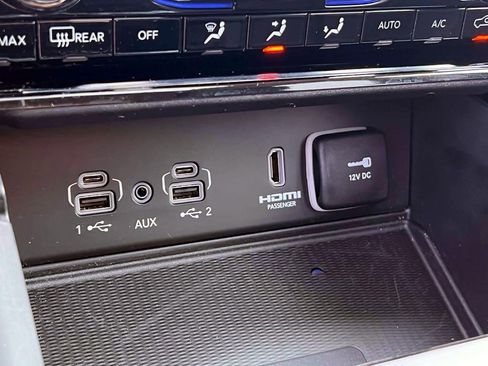 Used 2023 Jeep Grand Cherokee 4WD 4xe w/ Luxury Tech Group II image 29