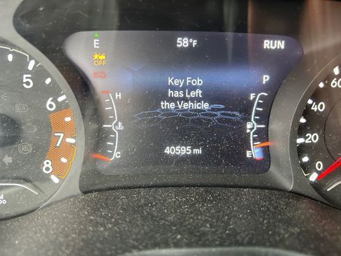 Certified 2022 Jeep Compass Limited image 18