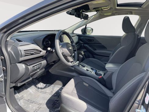 Certified 2025 Subaru Crosstrek 2.0i Premium image 9