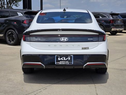 Used 2026 Hyundai Sonata SEL FWD image 13