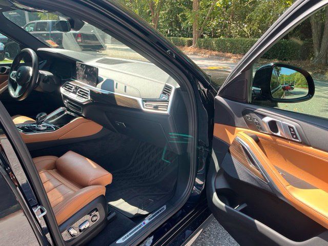 Used 2022 BMW X6 xDrive40i AWD/4WD image 10
