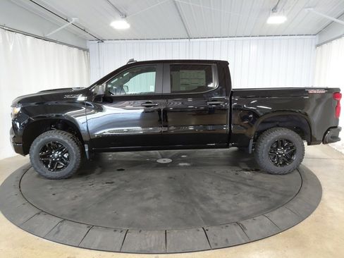 New 2026 Chevrolet Silverado 1500 Custom Trail Boss image 2