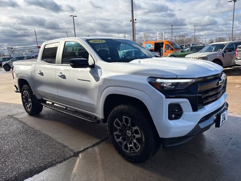 Used 2023 Chevrolet Colorado Z71 w/ Z71 Convenience Package 2 image 7