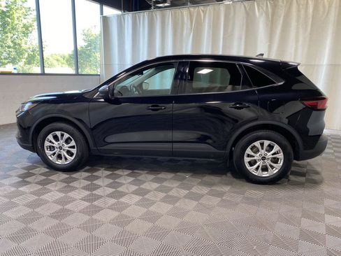 Used 2023 Ford Escape Active AWD/4WD image 4