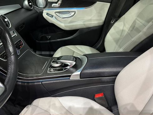 Used 2017 Mercedes-Benz C 300 Sedan image 26