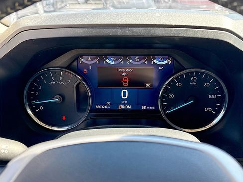 Used 2024 Ford Expedition Max XLT image 13