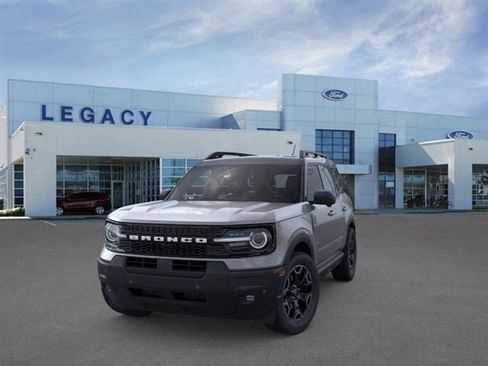 New 2025 Ford Bronco Sport Outer Banks w/ Outer Banks Tech Package+ image 2
