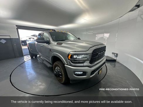 Used 2022 RAM 3500 Limited image 8