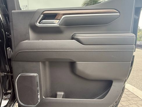 Used 2024 Chevrolet Silverado 1500 RST image 25